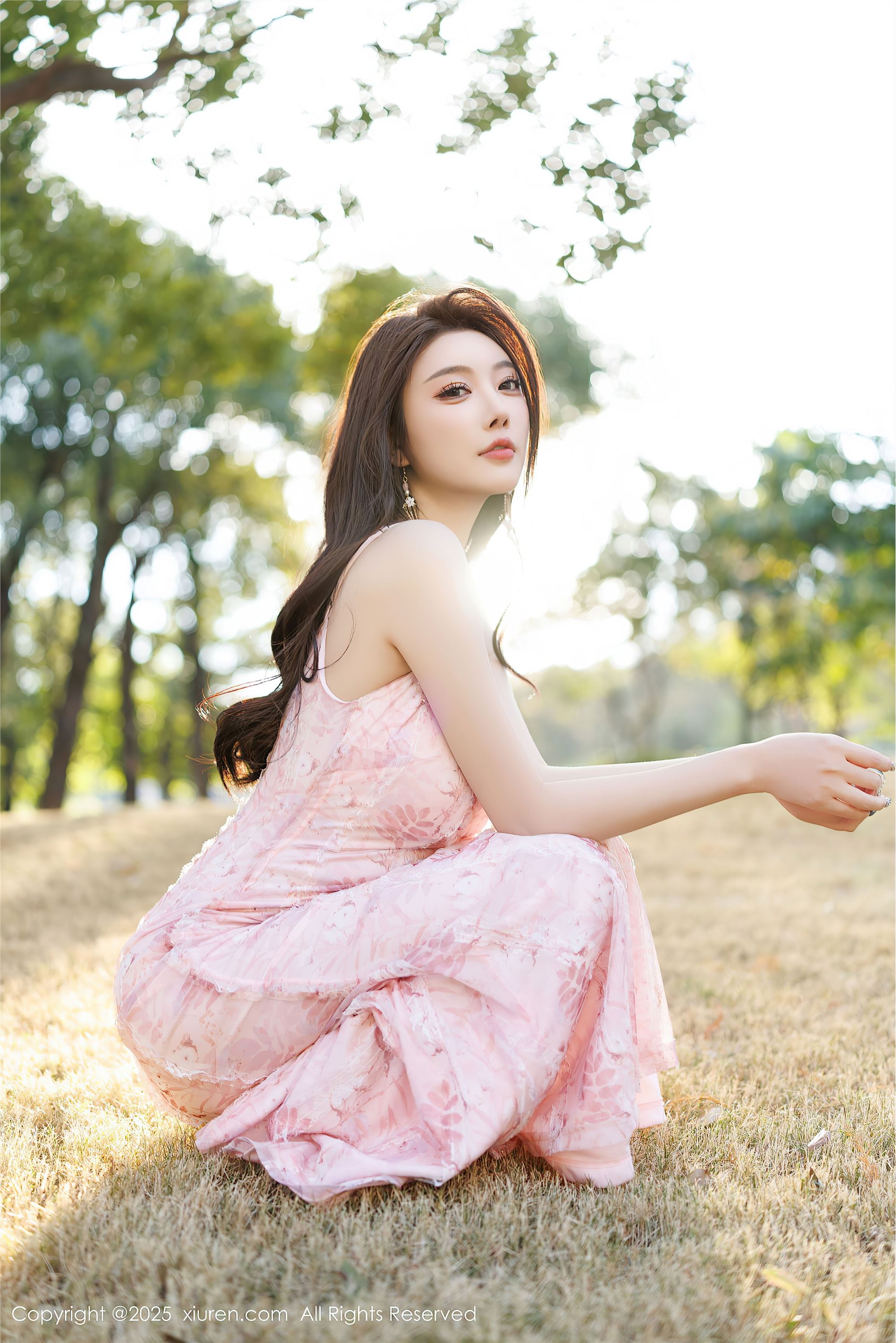 Xiuren秀人网 2025.02.14 NO.9886 杨晨晨Yome